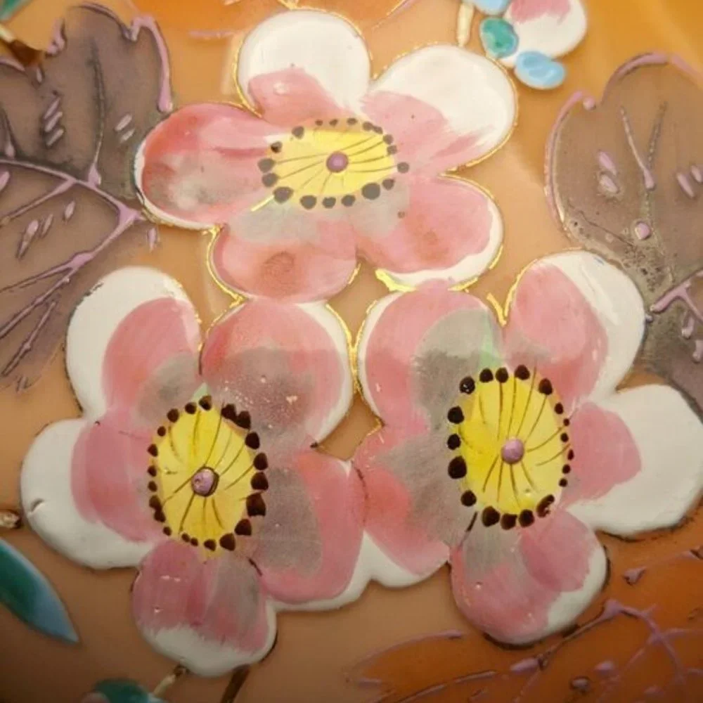 19th-Century Harrach Czech (Bohemia) Opal Vase -  Antique 11"- Hand-Enameled - Picture 4 of 16